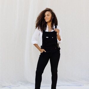 The Mumsie Maternity/Postpartum Jetset Overalls in Black.